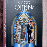 Good Omens: The Official (and Ineffable) Graphic Novel - Dust Jacket and Slipcase Edition