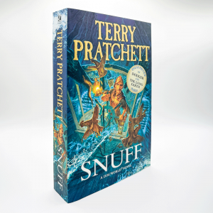 Discworld collectable paperback book - collector's preview edition