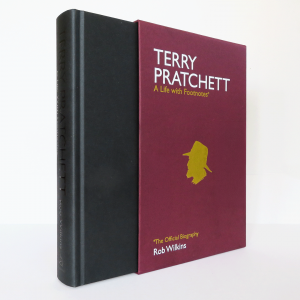 Terry Pratchett: A Life With Footnotes - Slipcase